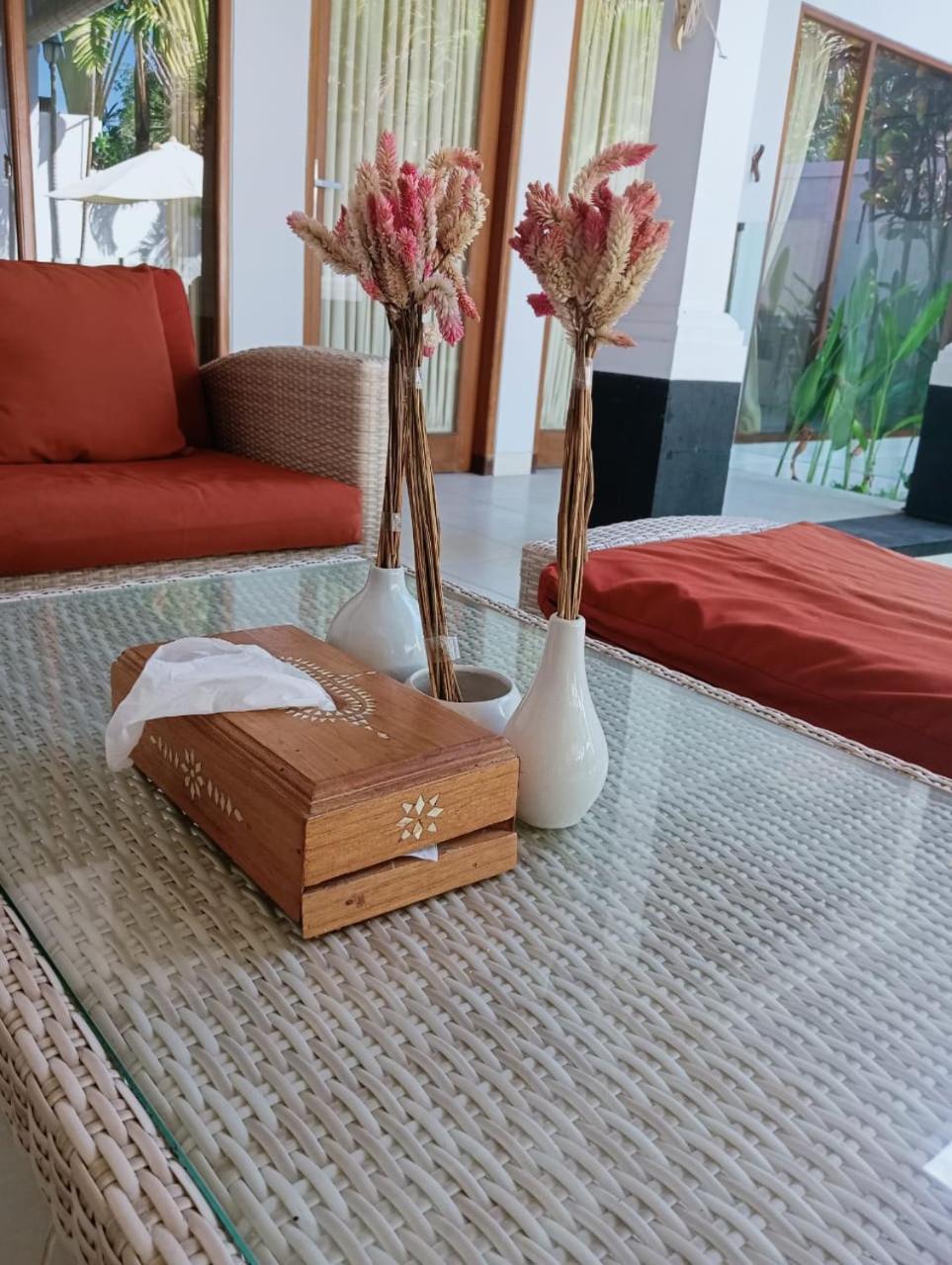 Glisten Up Villa Beach Side Sanur! Eksteriør billede
